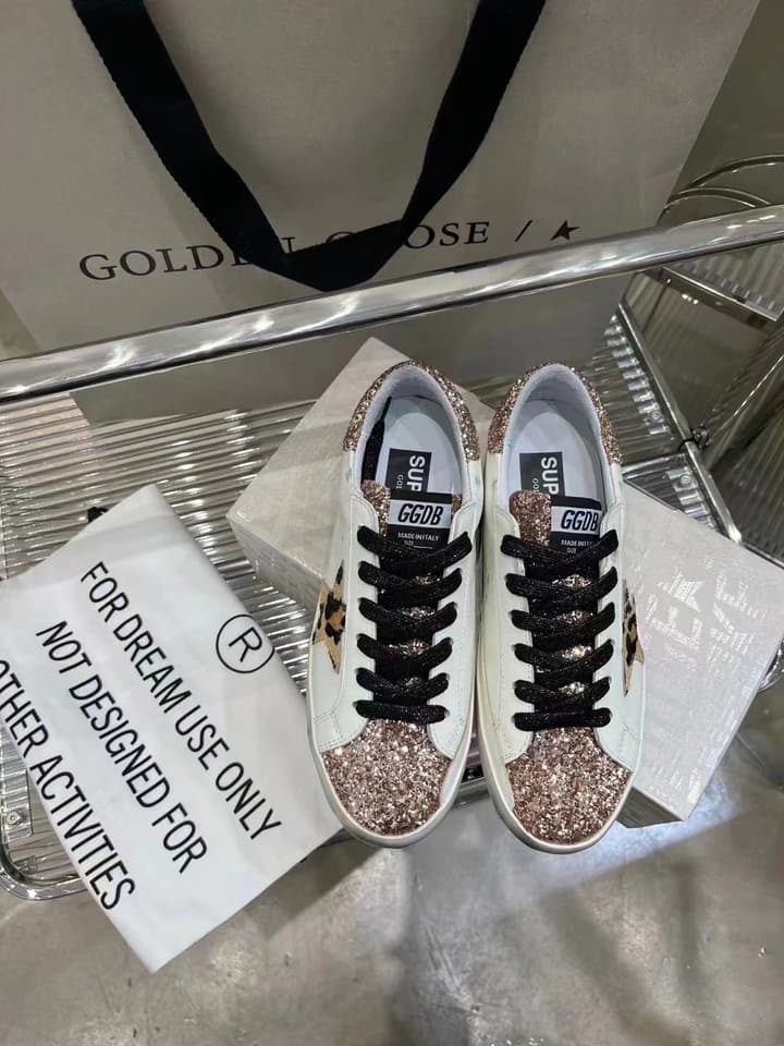 Golden Goose Superstar Graffiti Sneakers – SS22 in Black Star Rose Gold Toe