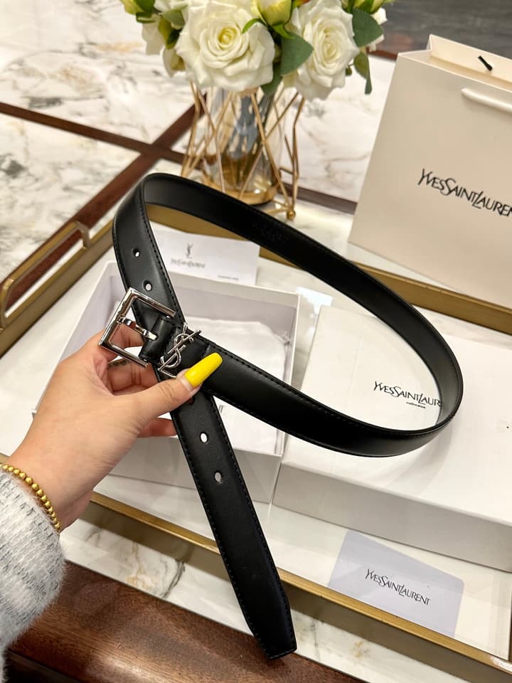 Saint Laurent Classic Leather Belt – 3.0cm