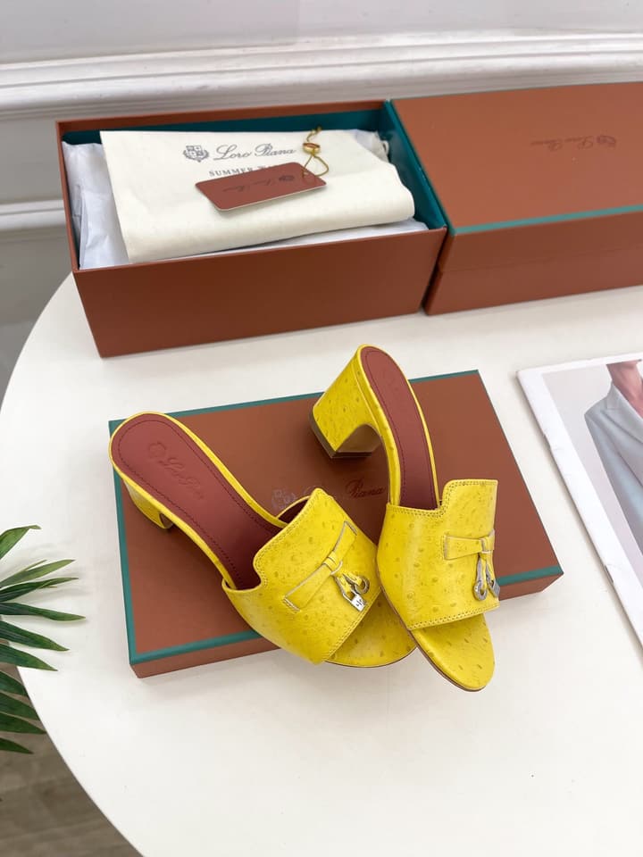 Loro Piana Summer Charms Ostrich Mules – 2025 Spring/Summer Collection in Black