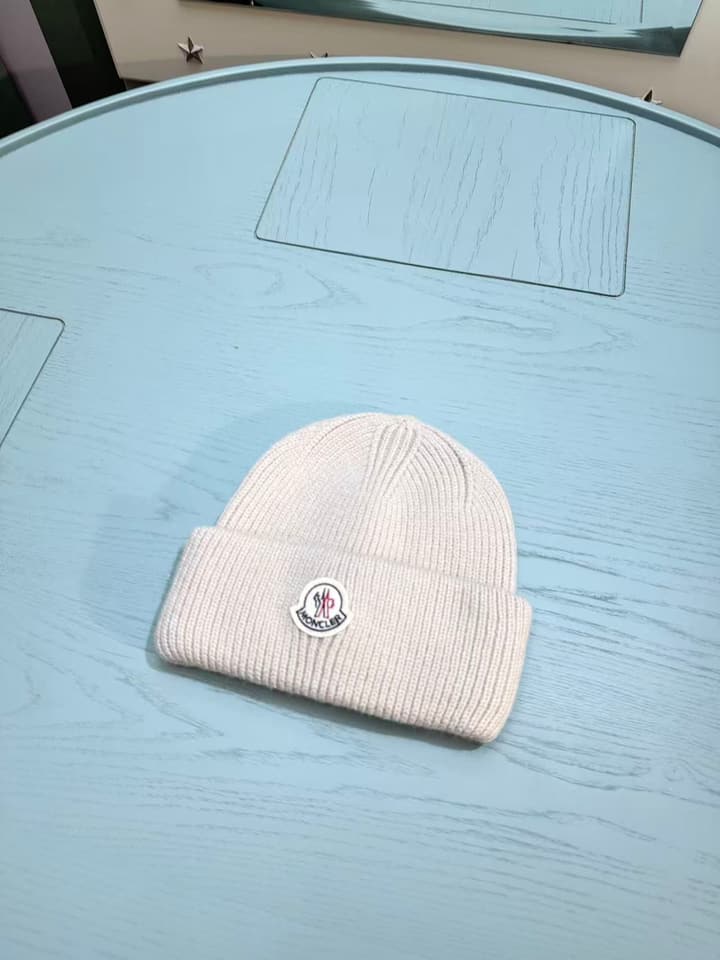 Moncler Classic Jacquard Knit Beanie – Kids Collection – 25FW in Classic Black Beanie