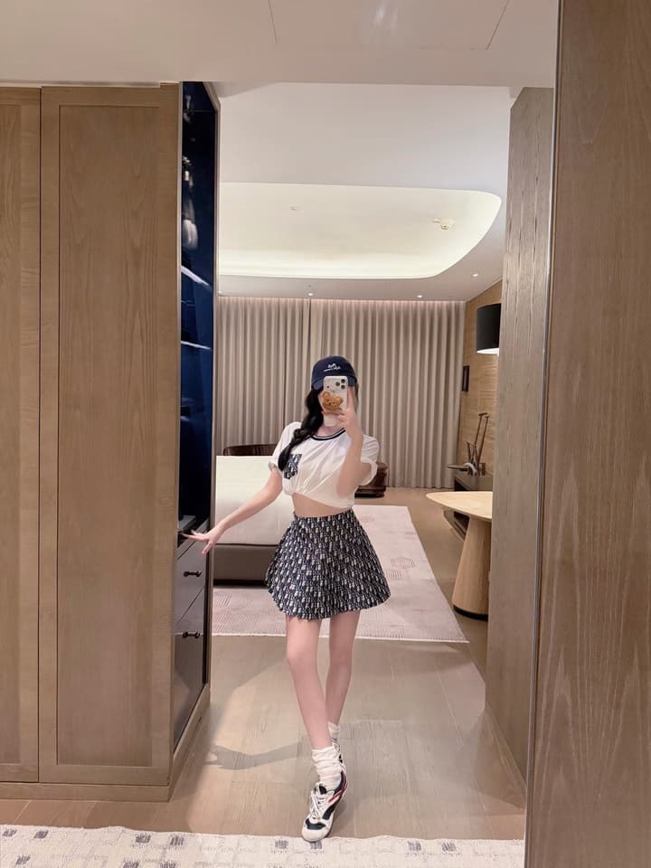 Dior Oblique Skirt Set in Black