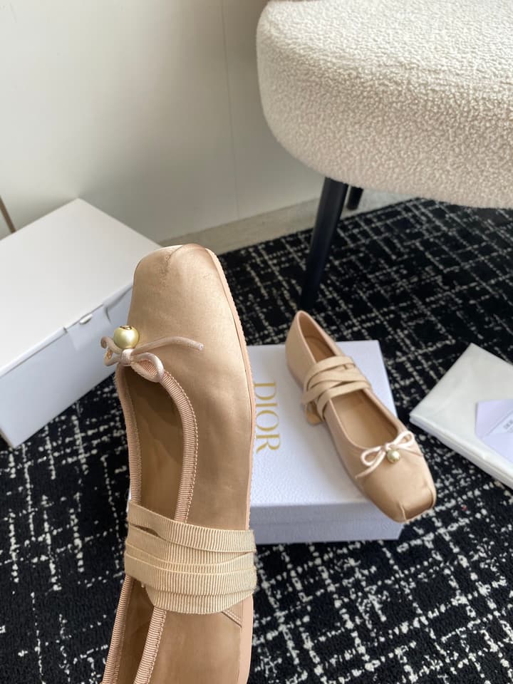 Dior Bow Pearl Ballet Flats – 2024 Spring/Summer Collection in Black