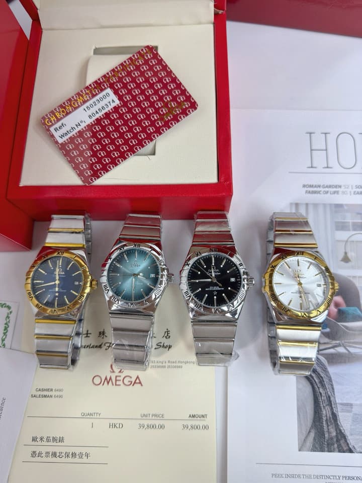 Omega Constellation Mechanical Gold/Blue Dial Watch in Blue Dial 1