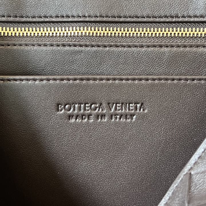 Bottega Veneta Andiamo Handbag in Charcoal Grey