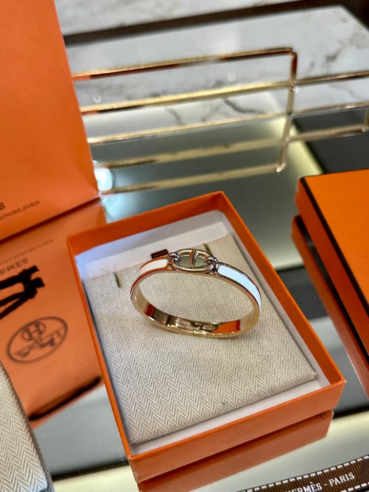 Hermès Pig Nose Enamel Bracelet in Gold