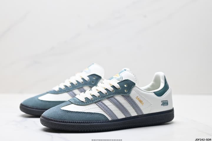 Adidas Handball Spezial Classic Retro Sneakers in Black Suede Red Stripe