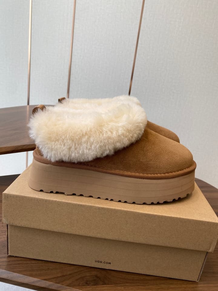 UGG Tazzler Sheep Wool Slippers – Autumn/Winter Collection in Black Suede