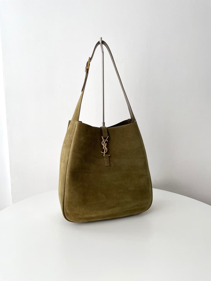 Saint Laurent 5A7 Large Suede Hobo Bag – Autumn/Winter Collection