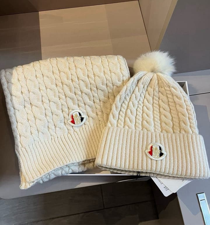 Moncler Knitted Scarf Hat Set in Camel Knit