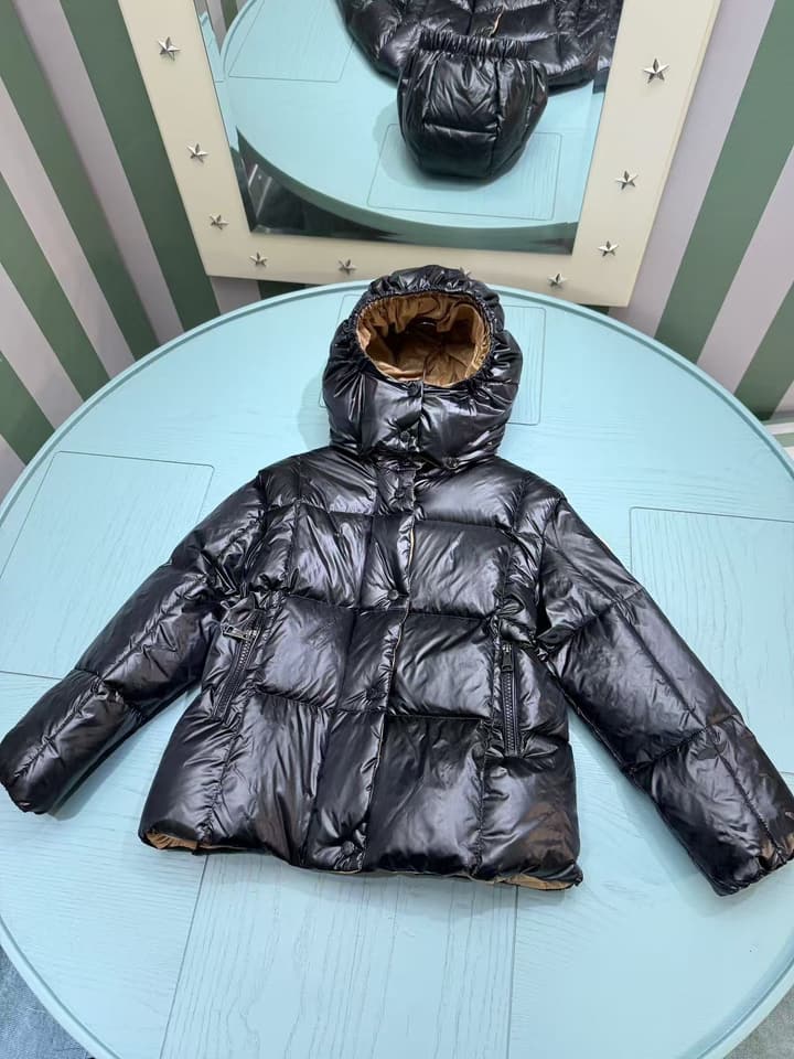 Moncler Children's Puffer Jacket – Kids Collection – 2025FW in Glossy Black