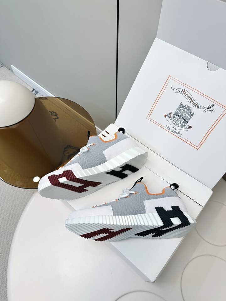 Hermes H Classic Couple Sneakers in Black