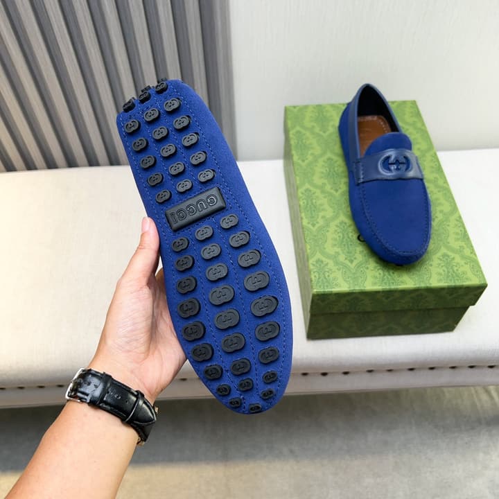 Gucci Premium Leather Loafers in Black Embossed Leather