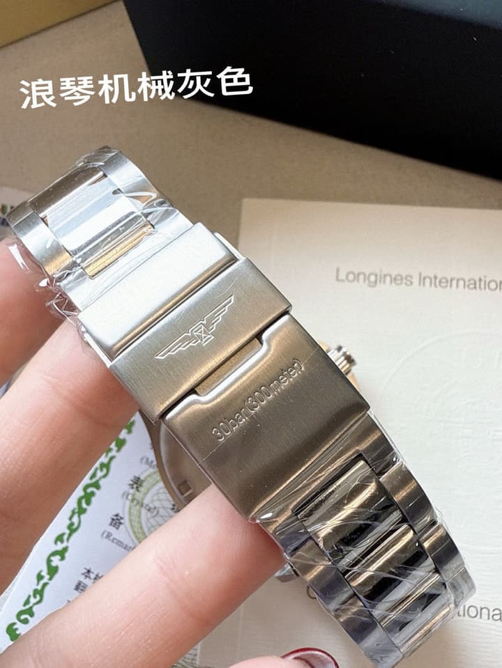 Longines Conquest HydroConquest Automatic Watch in Black Dial Steel Band