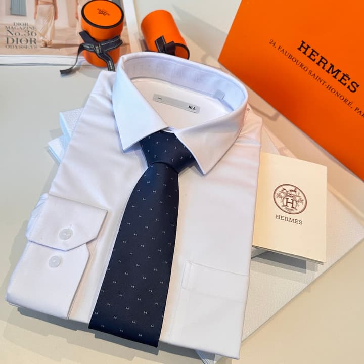 Hermès Men's Silk Tie in Burnt Orange Brown