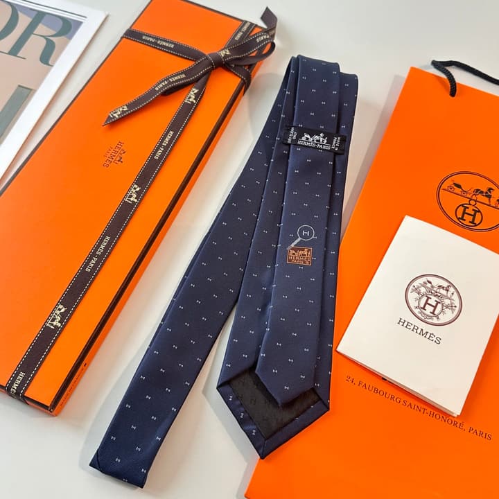 Hermès Men's Silk Tie in Burnt Orange Brown