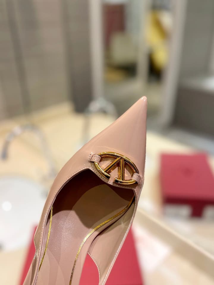 Valentino VLogo Signature Patent Leather Slingback Heels – 2024 Collection in Nude Leather