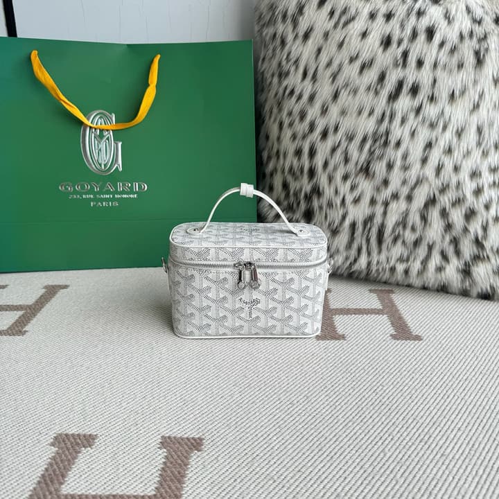 Goyard Muse Mini Vanity Case in Bright Orange Goyardine