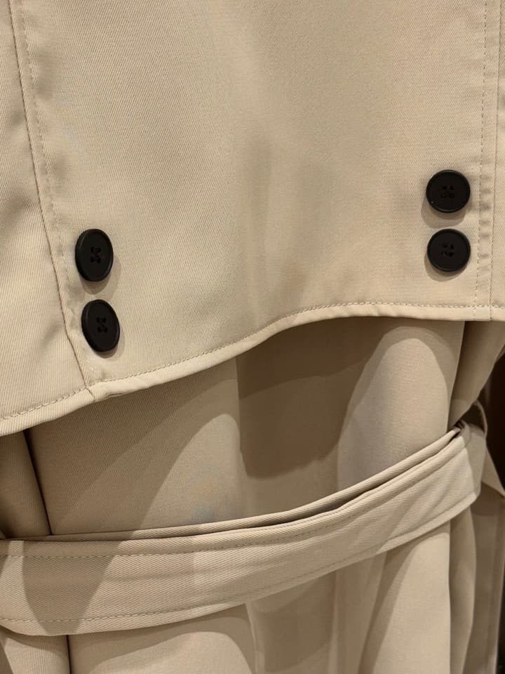 Burberry Short Trench Coat in Short Khaki Trench Coat