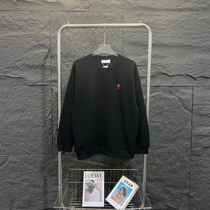 AMI Paris Heart Logo Embroidered Crewneck Sweatshirt – 25SS in Black