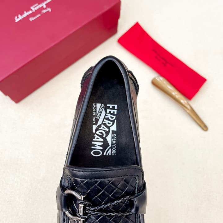 Ferragamo Men's Driving Loafers in Black Grained Gancini