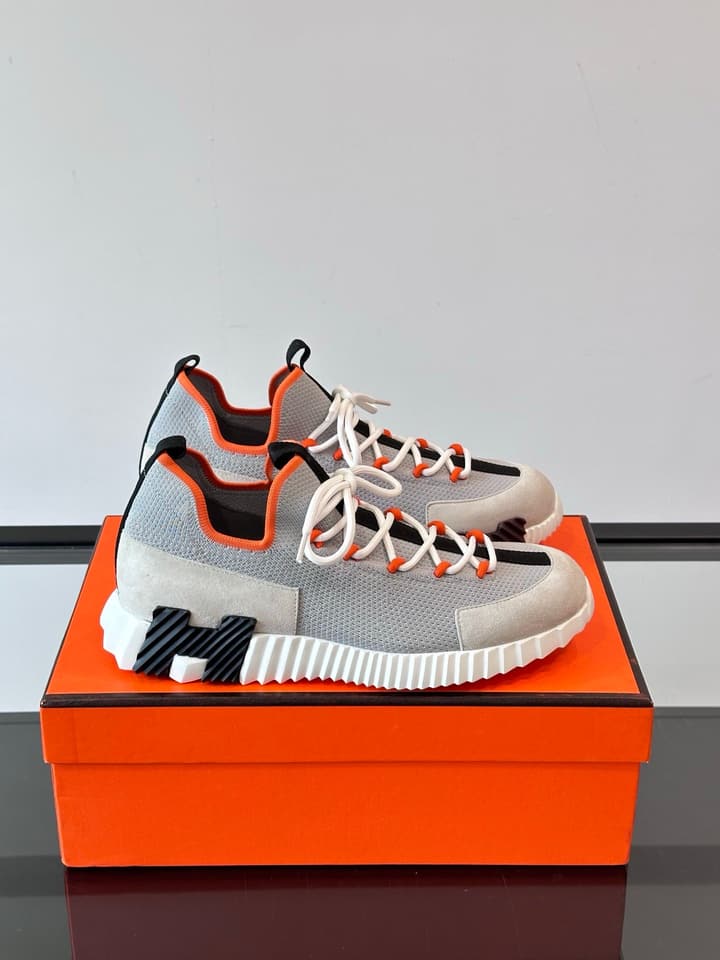 Hermès Men's Casual Sport Sneakers in All Black Knit