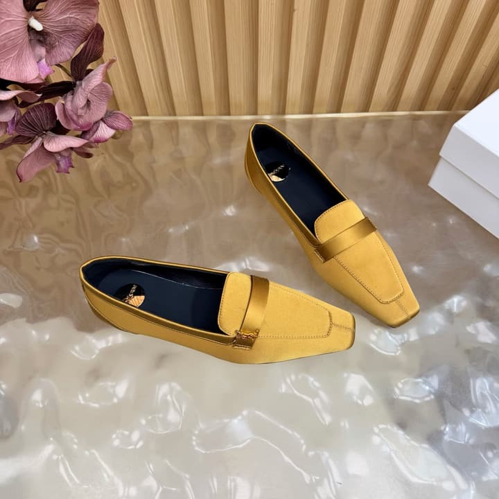 Saint Laurent Silk Chain Mules – Spring/Summer Collection – 26S in Beige