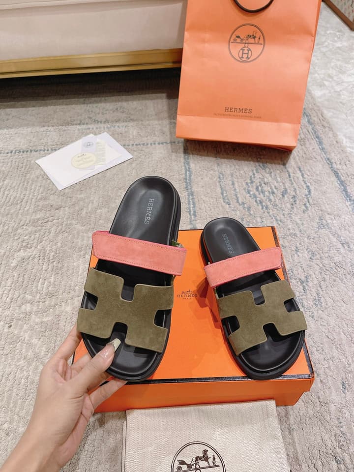 Hermès Chypre Leather Slides – 2023SS