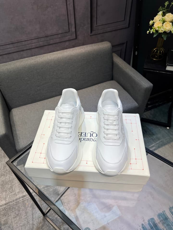 Alexander McQueen White Silk Leather Platform Sneakers in Black