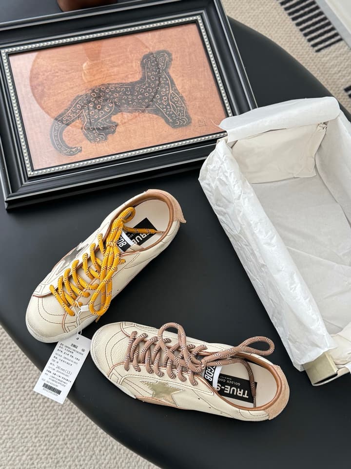 Golden Goose Graffiti Sneakers – 2024 Collection