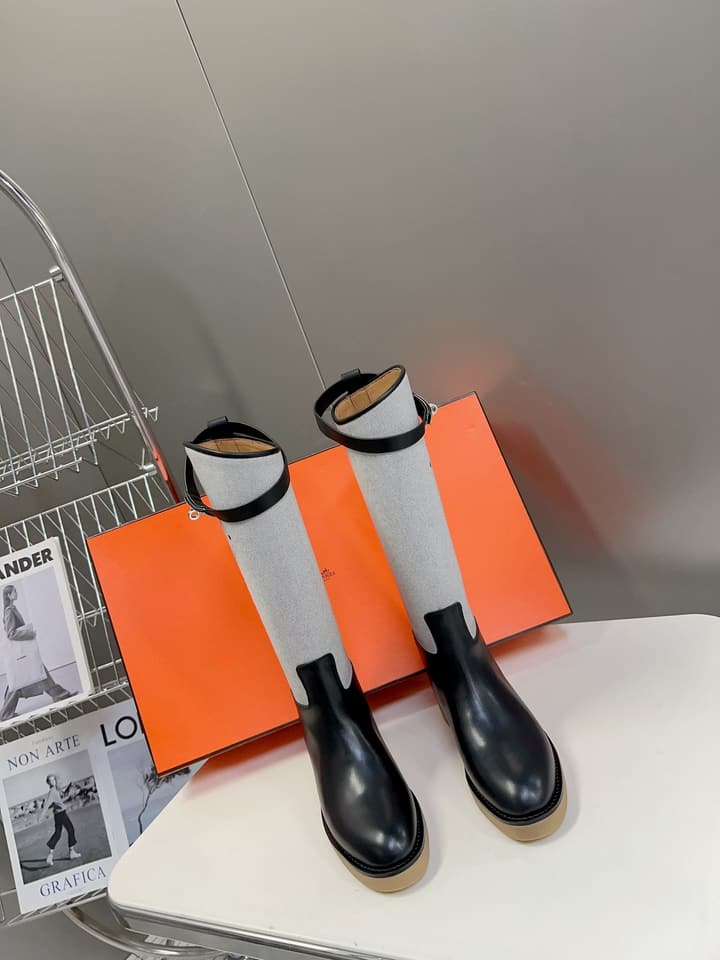 Hermès Kelly Riding Boots in Black