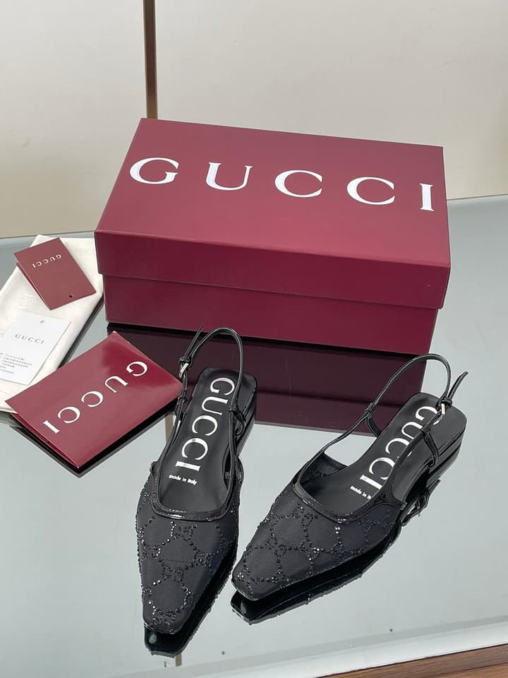 Gucci Cosmogonie GG Crystal Slingback Sandals – 2025 Early Autumn Collection in Black Crystal Gg