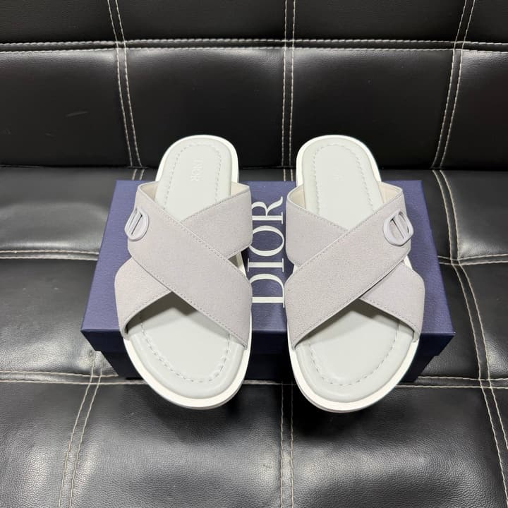 Dior Men's Pebbled Leather and Suede Slides – Spring/Summer Collection 2025 in Black Pebbled Leather Cross Strap