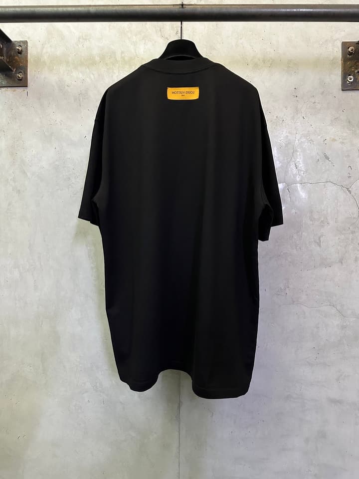Louis Vuitton Pearl Logo Crewneck T-Shirt – 25SS in Black