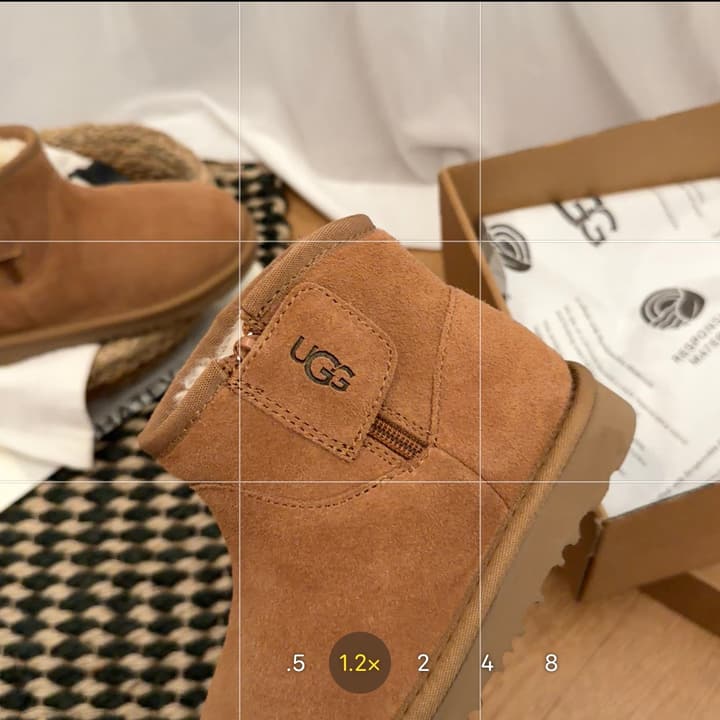 UGG Kids Small Ear Chelsea Boots – Kids Collection in Classic Tan Suede
