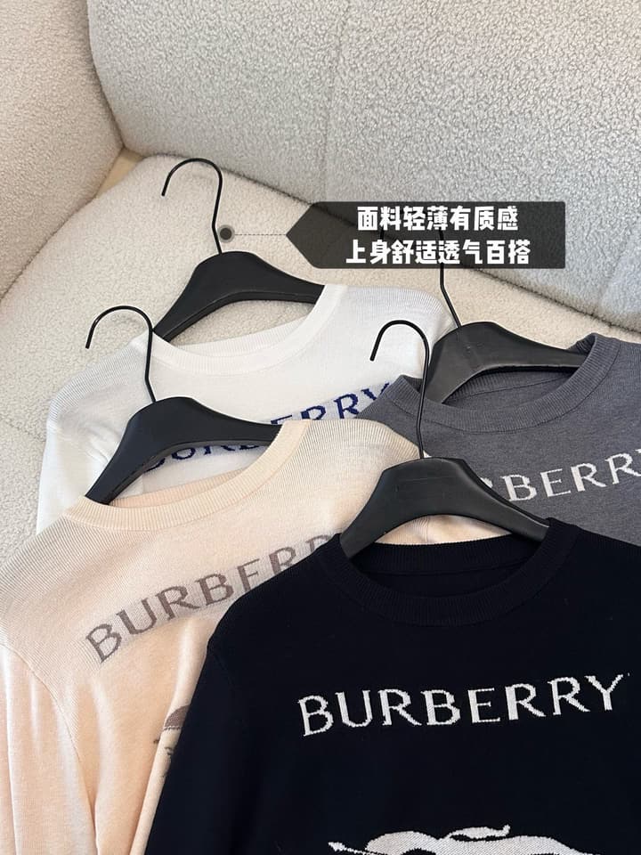Burberry Equestrian Knight Jacquard Crewneck Sweater in Black