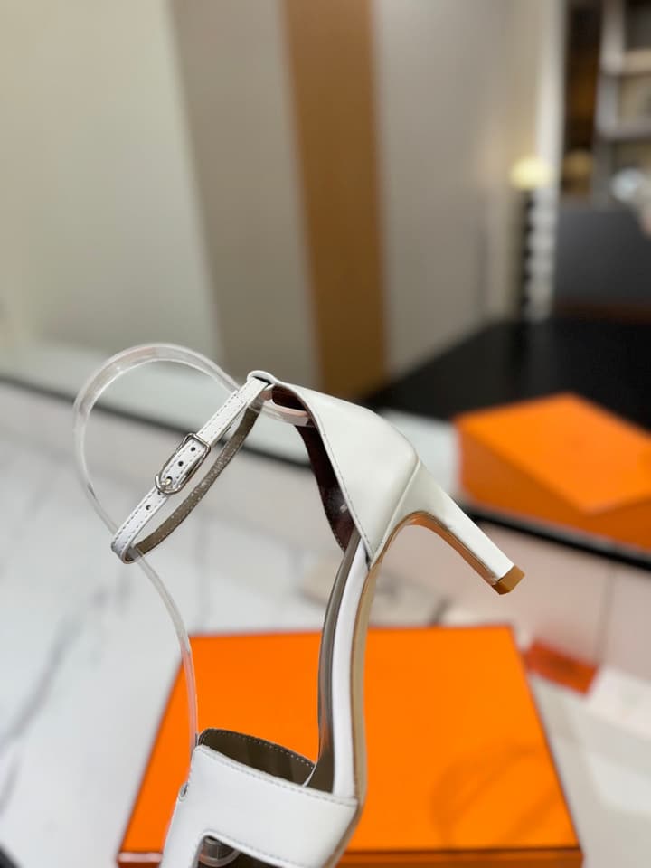 Hermès Classic Smooth Cowhide Heels – 6.5cm in All White