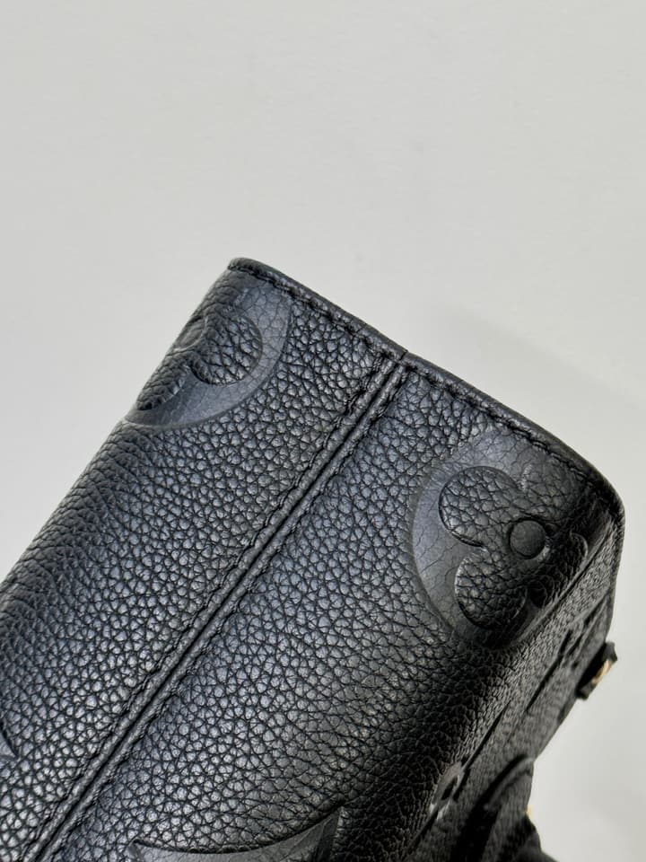 Louis Vuitton OnTheGo BB Handbag in Black Monogram