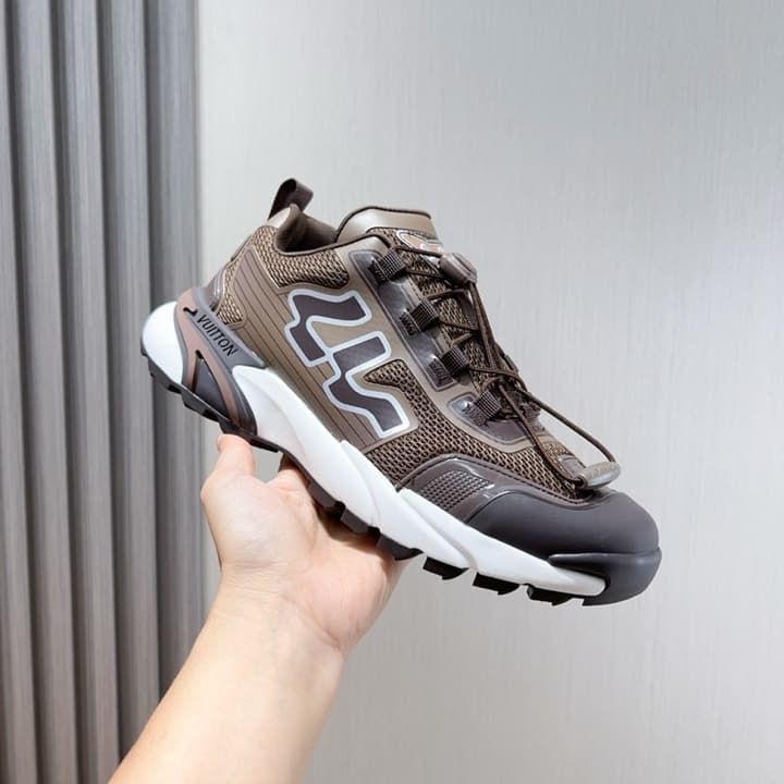 Louis Vuitton Runner Tatic Sneakers in Charcoal Monogram