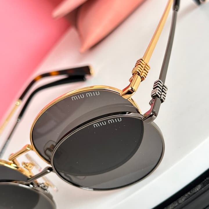 Miu Miu SMU57Z Sunglasses