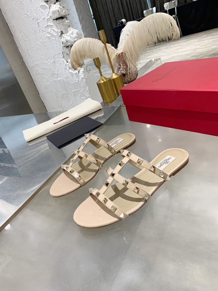 Valentino Studded Sheepskin Flat Sandals in Black