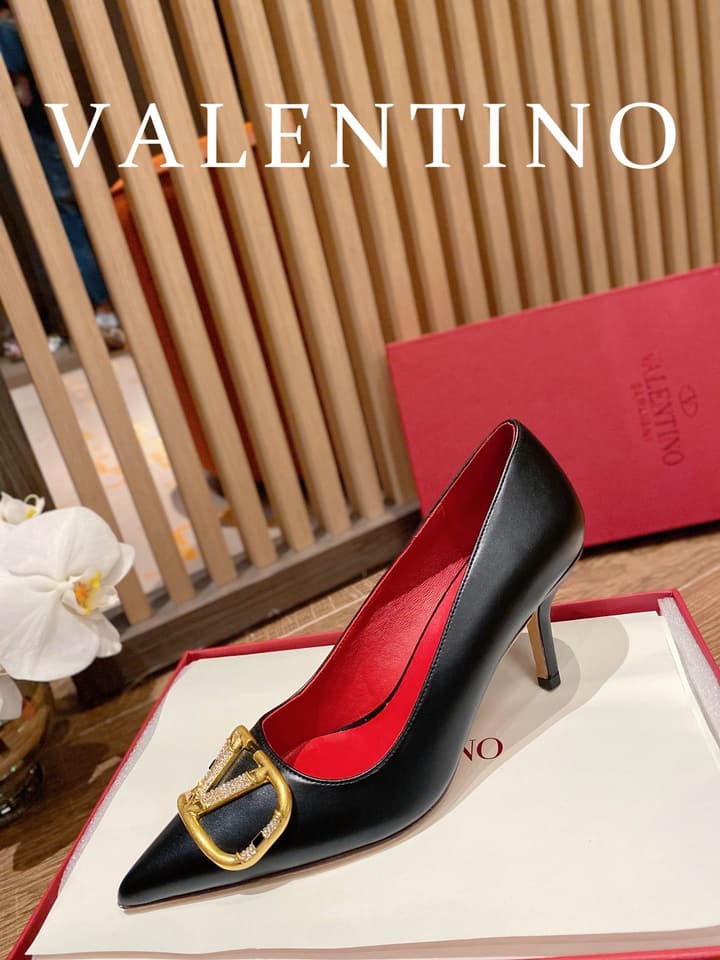 Valentino VLogo Signature Crystal Pumps – 2022 Collection in Black Patent Leather
