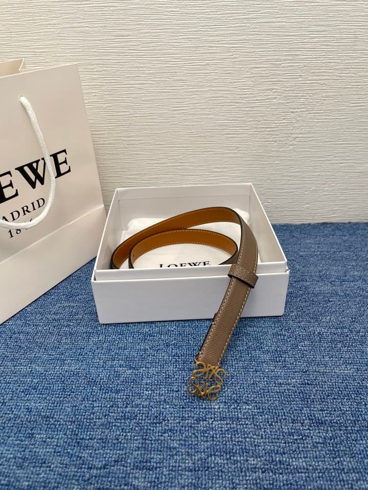 Loewe Calfskin Leather Belt in Black With Gold Buckle