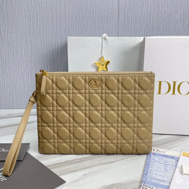 Dior Clutch Bag in Classic Black