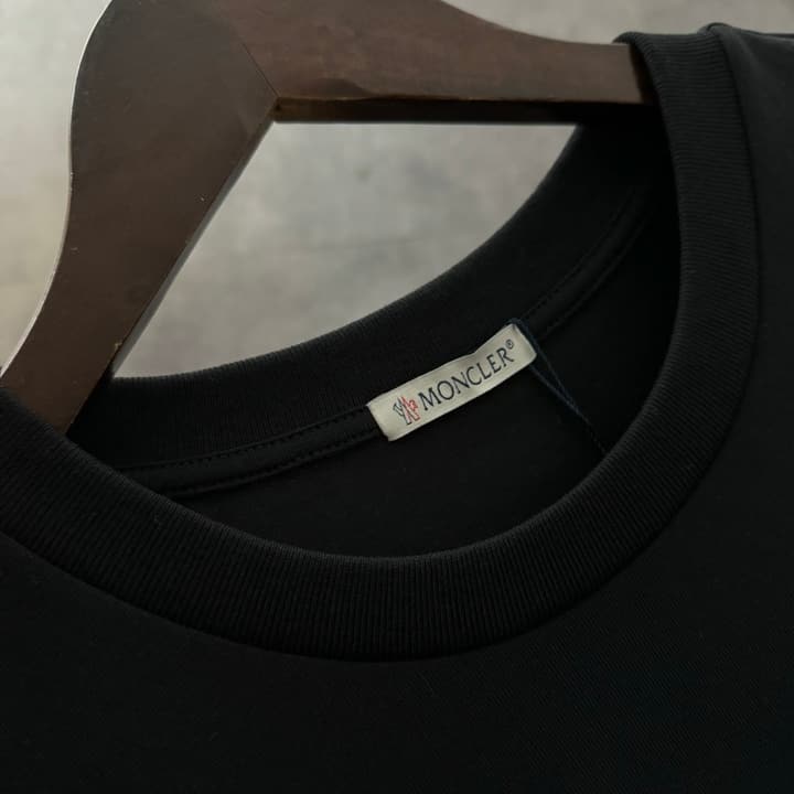 Moncler Small Logo Crewneck T-Shirt – 2026SS in Classic Black