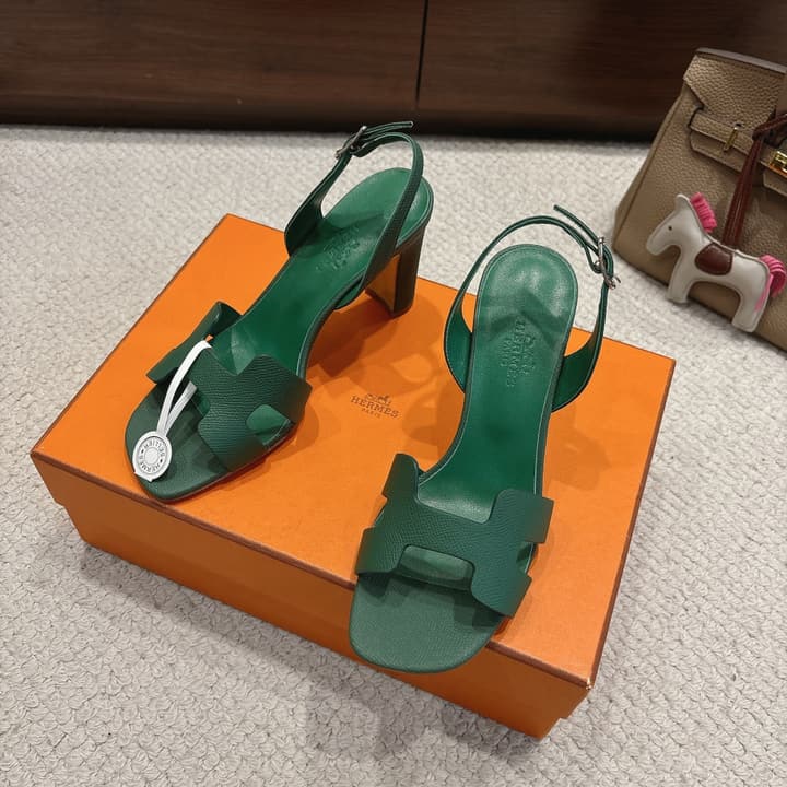 Hermès Eremite 80 Heeled Sandals in Blush Pink