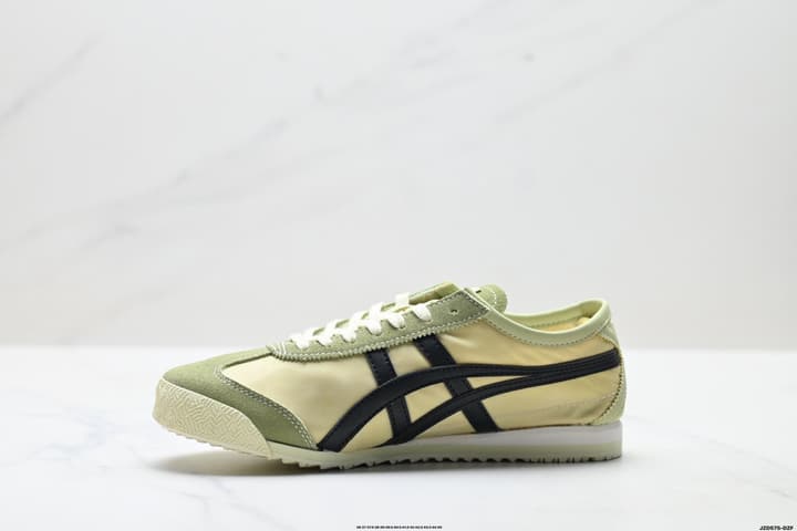Onitsuka Tiger Mexico 66 Deluxe Nippon Made Sneakers in Beige With Taupe Stripes