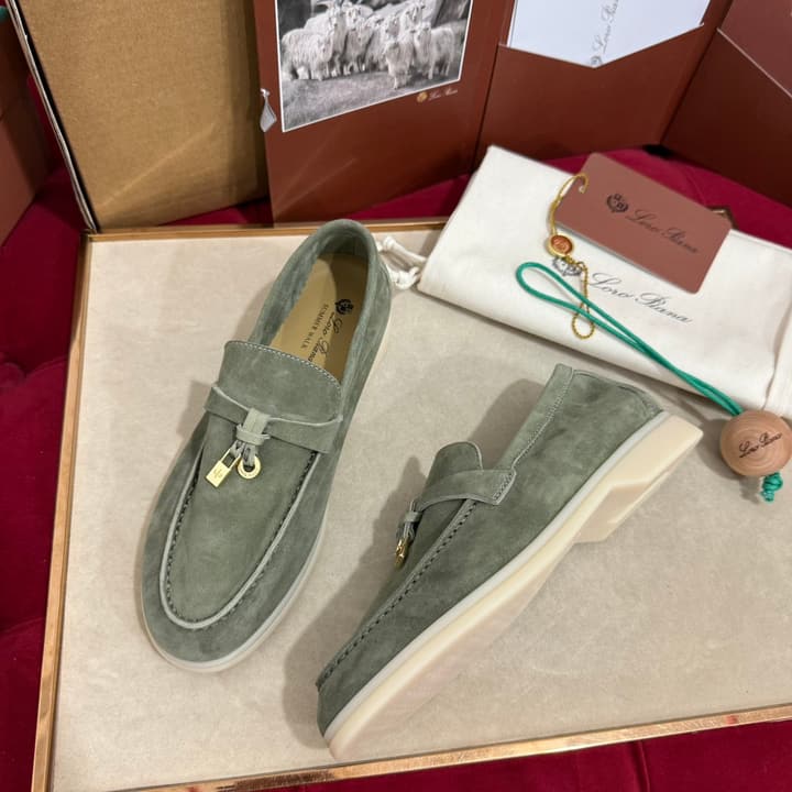Loro Piana Summer Charms Walk Kids Moccasin Loafers – Kids Collection in Cream