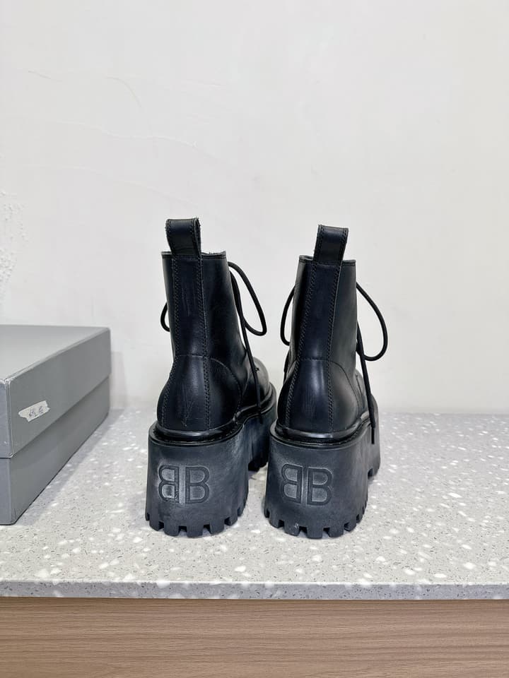 Balenciaga Platform Lace-Up Martin Boots – 25SS