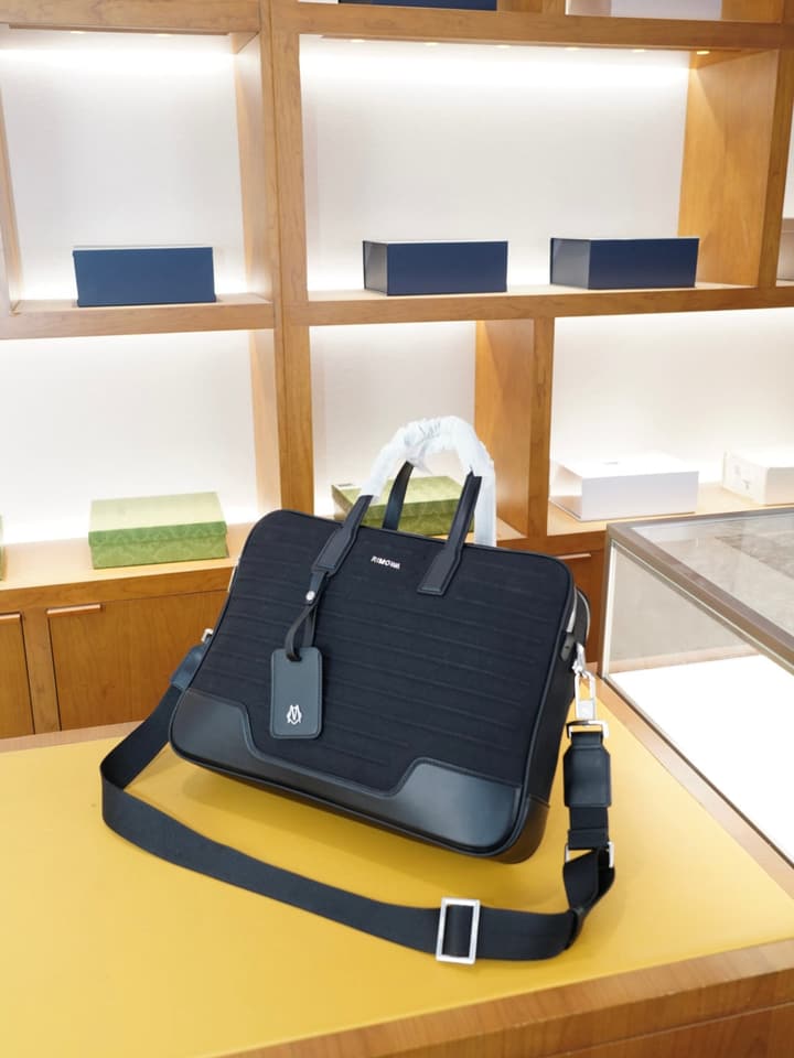 RIMOWA High-Version Crossbody Backpack in Matte Black Briefcase