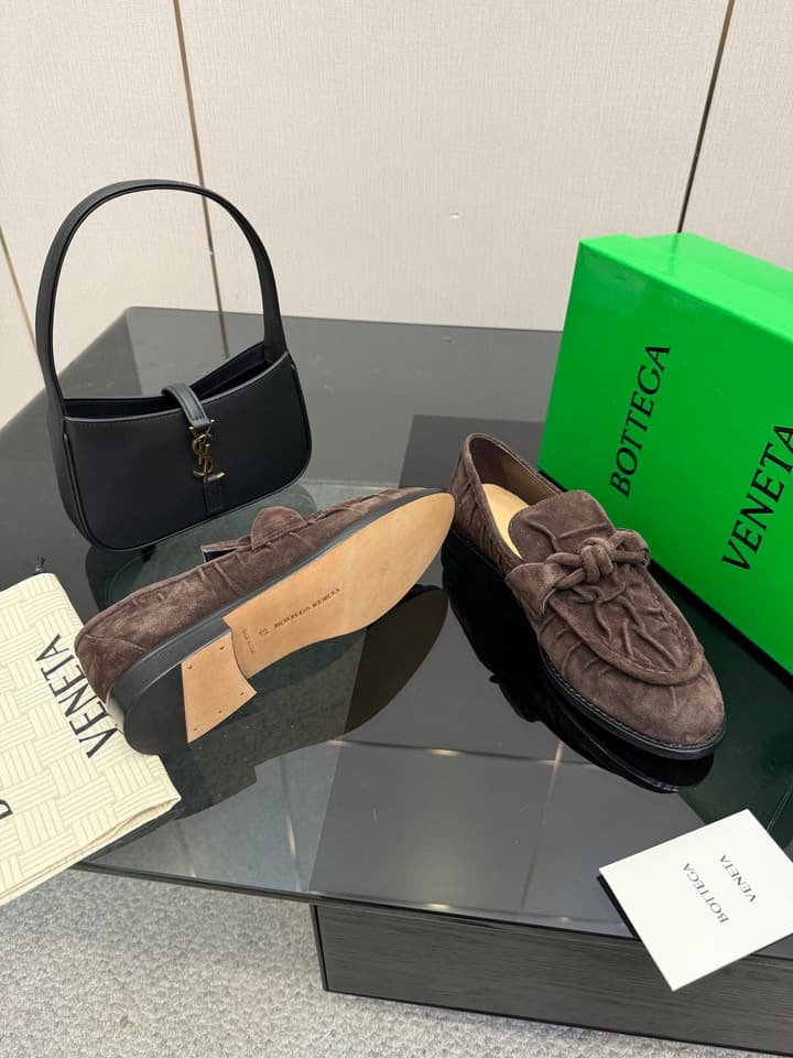 Bottega Veneta Astaire Suede Loafers in Black Leather